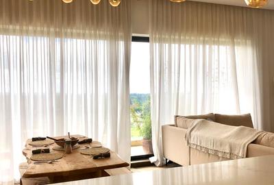 Furnished 2 Bed Apartment with En Suite in Rosslyn