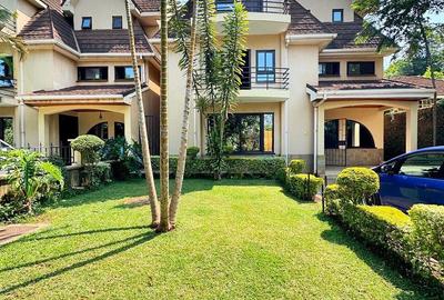 4 Bed Townhouse with En Suite in Lavington