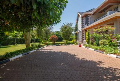 4 Bed House with En Suite at Himidi Close