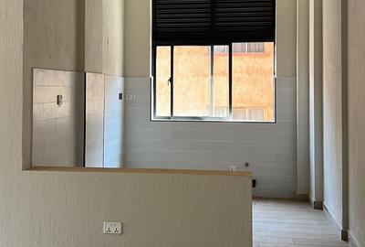 65 m² Commercial Property with Backup Generator in Lavington