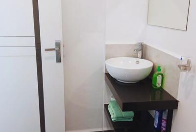 Furnished 1 Bed Apartment with Parking in Tatu City
