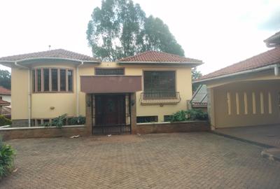 5 Bed Townhouse with Swimming Pool at Easy Access To Westlands Link Road And Few Minutes Drive To Gigiri