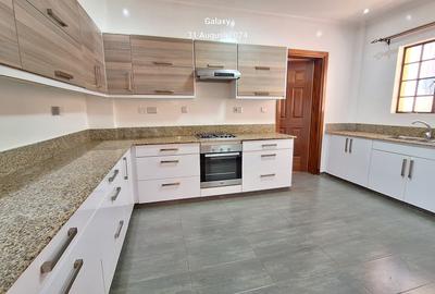 2 Bed Apartment with En Suite at Raphta Road