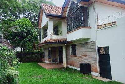 4 Bed Townhouse with En Suite at Off Isaac Gathanju