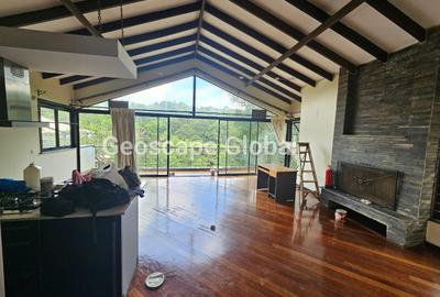 Furnished 2 Bed Apartment with En Suite in Gigiri - 4