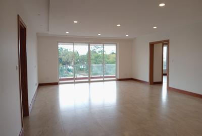 3 Bed Apartment with En Suite in Parklands