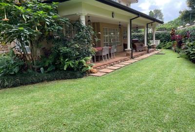 Serviced 5 Bed Apartment with En Suite in Lavington