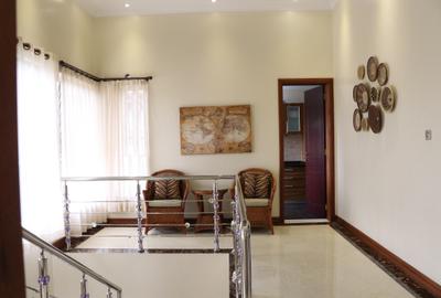 Furnished 2 Bed Apartment with En Suite in Runda