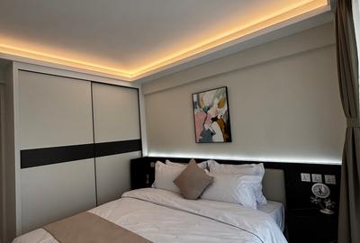 1 Bed Apartment with En Suite in Lavington - 4