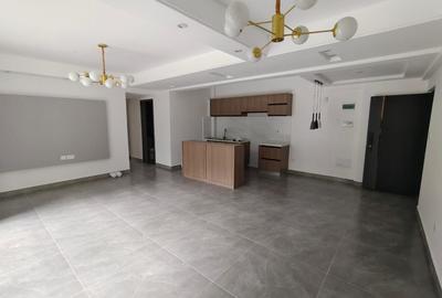 Serviced 2 Bed Apartment with Gym at Riverside Drive