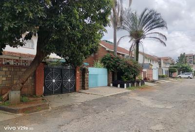 4 Bed Townhouse with En Suite at Langata