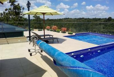 3 Bed Apartment with En Suite at Peponi Rd