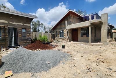 3 Bed House with En Suite at Rimpa