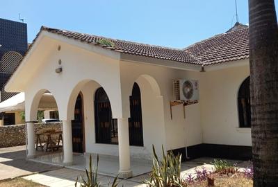 2 Bed House with En Suite in Nyali Area