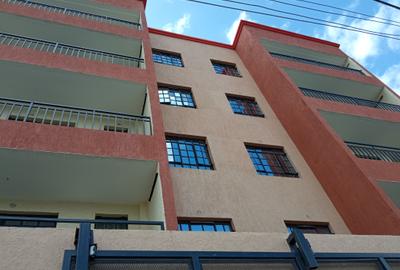 Serviced 2 Bed Apartment with En Suite at Astrol Area