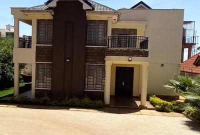 4 Bed House with En Suite in Ngong