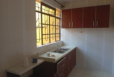 1 Bed Apartment with En Suite in Lavington - 3