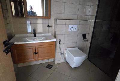 3 Bed Apartment with En Suite in Parklands