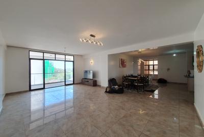 4 Bed Apartment with En Suite at Westlands Rd - 2