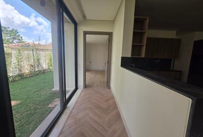 5 Bed Villa with En Suite at Grevilia Grove - 3