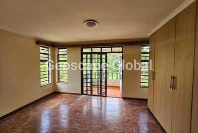 4 Bed House with En Suite in Nyari - 3