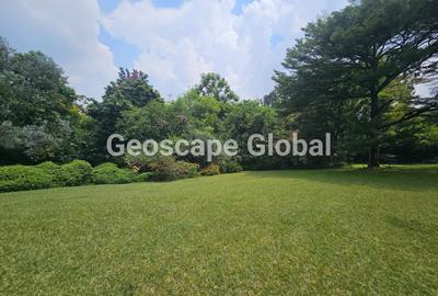 5 Bed House with En Suite in Ridgeways - 4