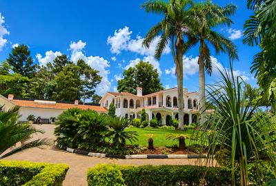 4 Bed House with En Suite in Muthaiga