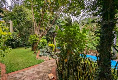 Serviced 4 Bed Apartment with En Suite in Riverside - 4