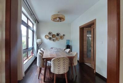 5 Bed Townhouse with En Suite in Lavington - 3