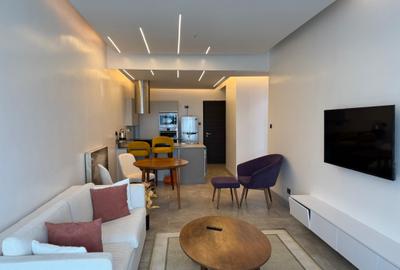 Serviced 1 Bed Apartment with En Suite at Church Road - 3