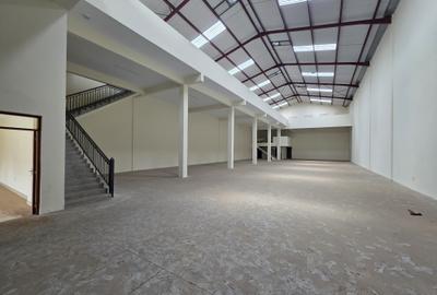 7,530 ft² Warehouse with Parking at Babadogo - 3