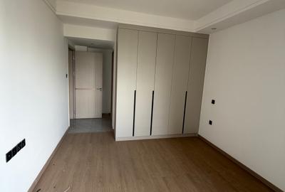 2 Bed Apartment with En Suite in Riverside - 4