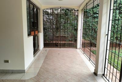 4 Bed Townhouse with En Suite in Runda