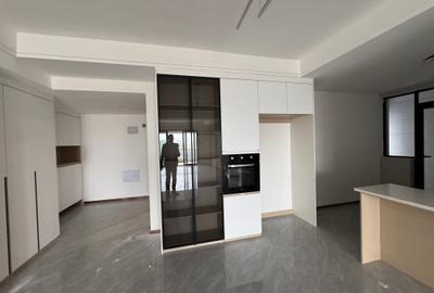 3 Bed Apartment with En Suite at Riverside Drive - 3