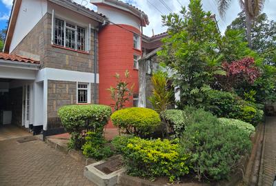 4 Bed Townhouse with En Suite in Lavington - 3