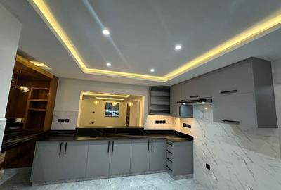 4 Bed Townhouse with En Suite in Lavington - 3