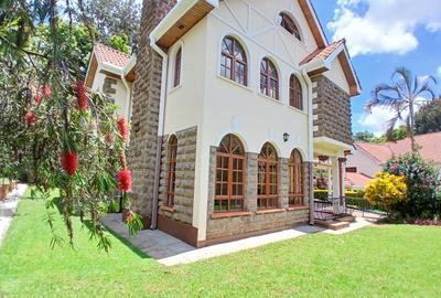 4 Bed Townhouse with En Suite at Off James Gichuru Road - 2