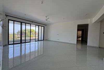 4 Bed Apartment with En Suite in Nyali Area