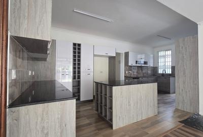 4 Bed Townhouse with En Suite in Kitisuru