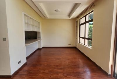 4 Bed Townhouse with En Suite in Runda - 3