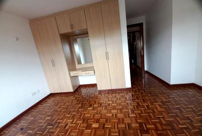 2 Bed Apartment with En Suite at Valley Arcade - 4