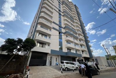 4 Bed Apartment with En Suite at 5Th Parklands