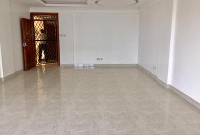 4 Bed Apartment with En Suite in Westlands Area