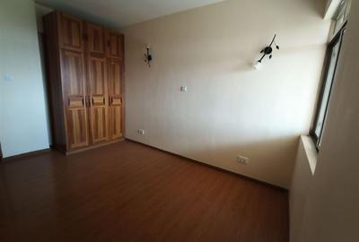 4 Bed Apartment with En Suite at Mararo