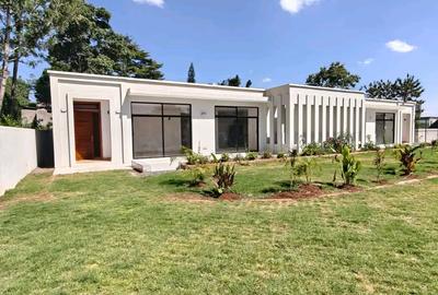 3 Bed House with En Suite in Karen