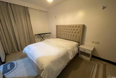 Serviced 3 Bed Apartment with En Suite at George Padmore