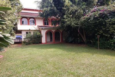 5 Bed Townhouse with En Suite at Riara Road