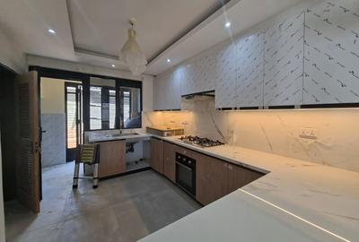 4 Bed Villa with En Suite in Gikambura - 4