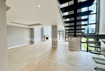 5 Bed Townhouse with En Suite at Runda - 4