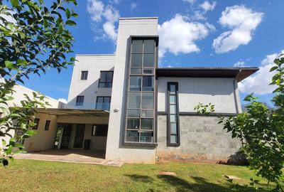 5 Bed House with En Suite in Karen - 3